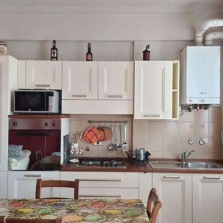 Laura Apartment